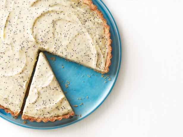 Easy Pie Recipe: Vanilla Poppy Seed Pie